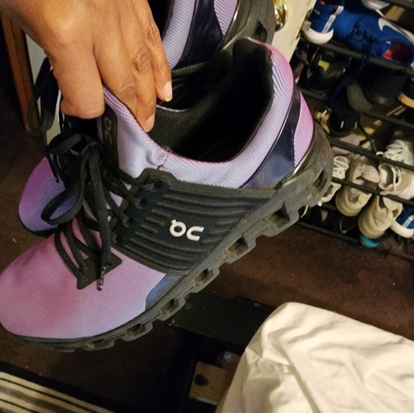 Shoes - Picture 3 of 7